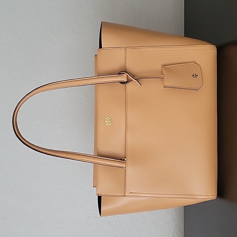⭐️EUC Tory Burch Parker Tote